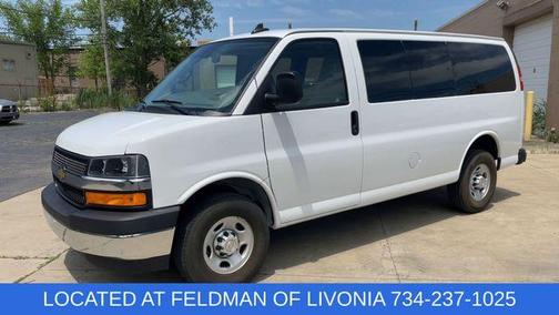 2023 Chevrolet Express 3500 LT