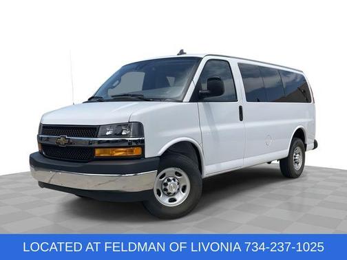 2023 Chevrolet Express 3500 LT
