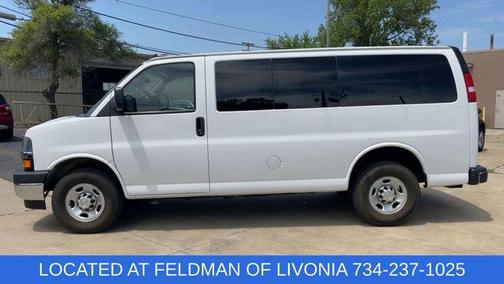 2023 Chevrolet Express 3500 LT