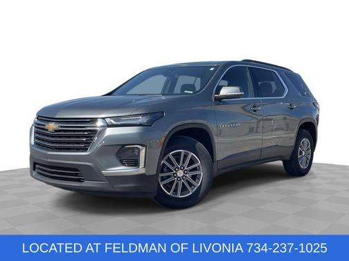 2022 Chevrolet Traverse LT Cloth