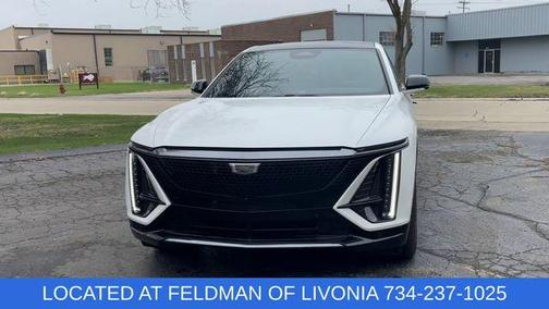 Crystal White Tri-Coat 2024 Cadillac LYRIQ Sport