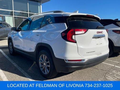 2024 GMC Terrain SLT