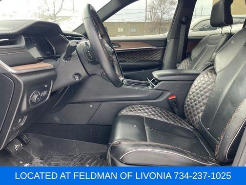 2023 Jeep Grand Cherokee Summit