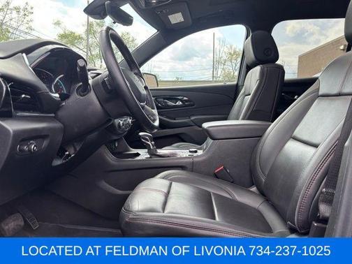 Sterling Gray Metallic 2023 Chevrolet Traverse RS