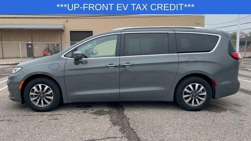 2021 Chrysler Pacifica Hybrid Touring L