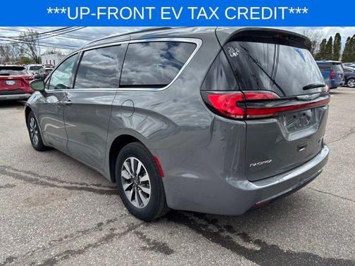 2021 Chrysler Pacifica Hybrid Touring L
