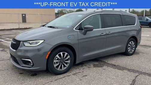 2021 Chrysler Pacifica Hybrid Touring L
