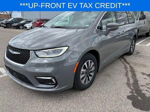 2021 Chrysler Pacifica Hybrid Touring L