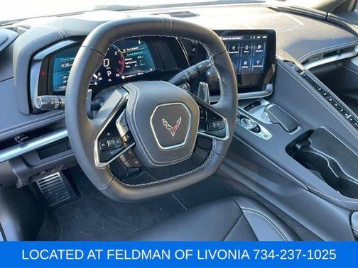 2025 Chevrolet Corvette Stingray w/1LT