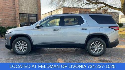 2023 Chevrolet Traverse LT Cloth
