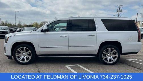 2018 Cadillac Escalade ESV Luxury