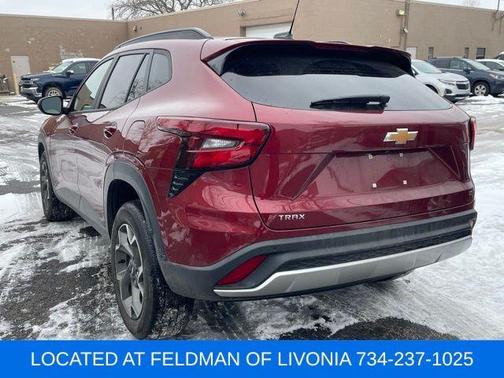 2025 Chevrolet Trax LT