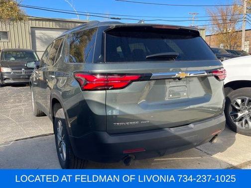 2023 Chevrolet Traverse LT Cloth