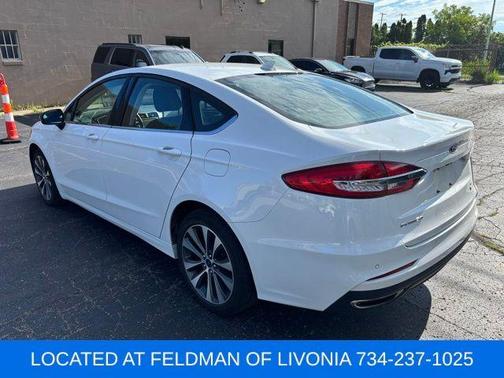 2020 Ford Fusion SE
