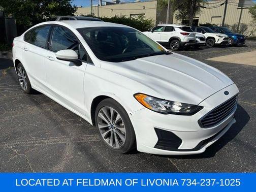 2020 Ford Fusion SE