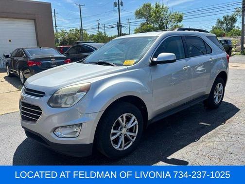 Silver Ice Metallic 2017 Chevrolet Equinox LT