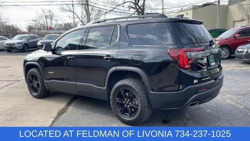 2023 GMC Acadia AT4