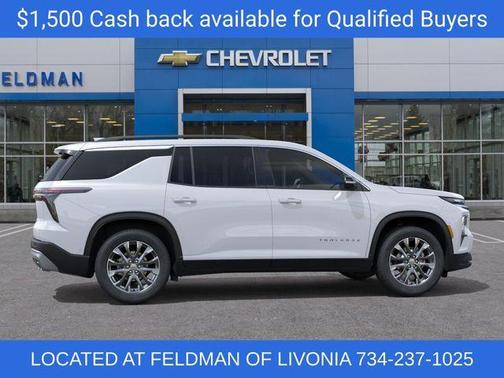 Summit White 2026 Chevrolet Traverse LT