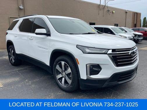 2022 Chevrolet Traverse LT Leather