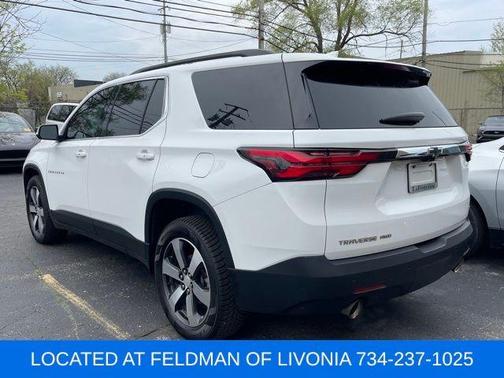 2022 Chevrolet Traverse LT Leather