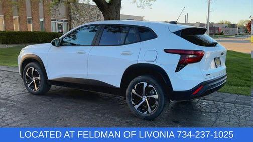 Summit White 2024 Chevrolet Trax 1RS