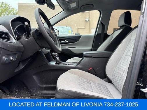 Mosaic Black Metallic 2024 Chevrolet Equinox LS