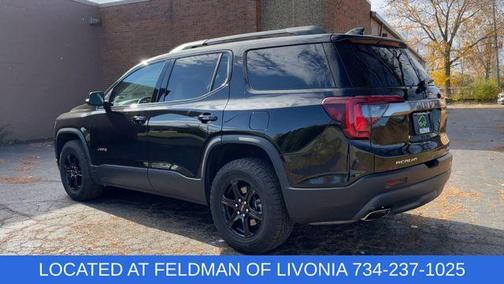 2023 GMC Acadia AT4