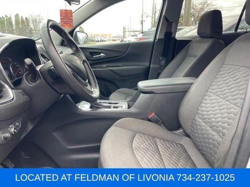 Silver Ice Metallic 2021 Chevrolet Equinox 1LT