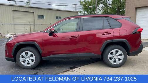 2021 Toyota RAV4 LE