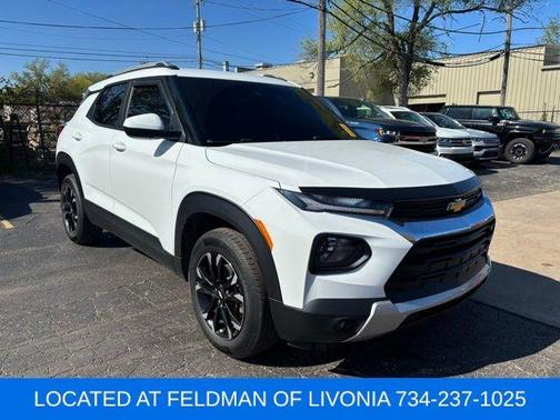 Summit White 2022 Chevrolet Trailblazer LT