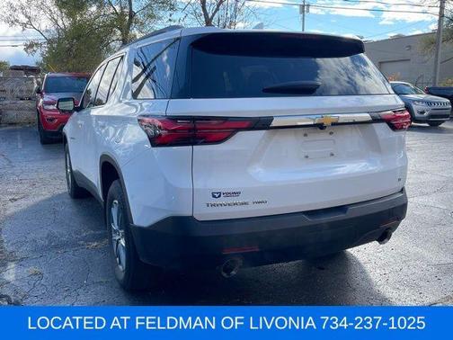 2023 Chevrolet Traverse LT Cloth
