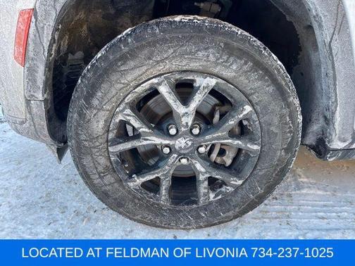 2024 Jeep Grand Cherokee L Laredo