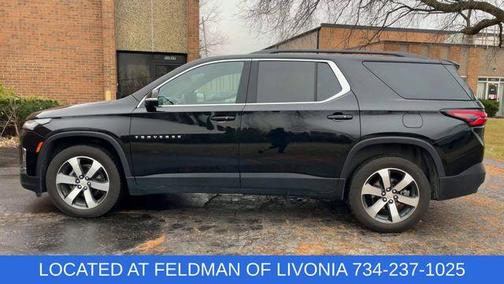 2023 Chevrolet Traverse LT Leather