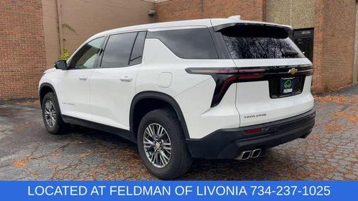 2024 Chevrolet Traverse LS