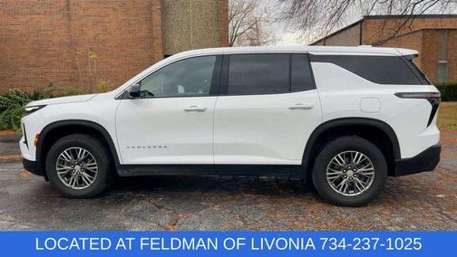 2024 Chevrolet Traverse LS