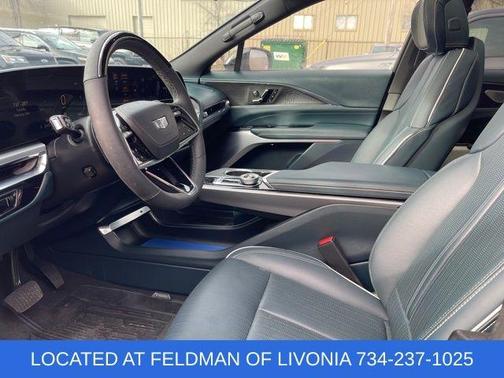 2024 Cadillac LYRIQ Sport