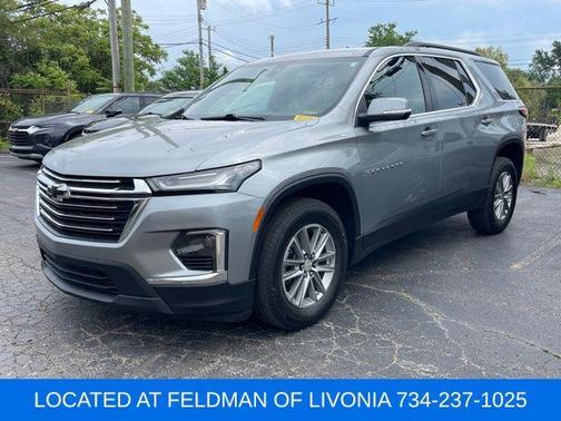 2023 Chevrolet Traverse LT Cloth