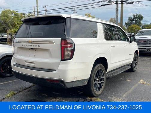 2023 Chevrolet Suburban LS