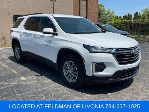 2023 Chevrolet Traverse LT Cloth