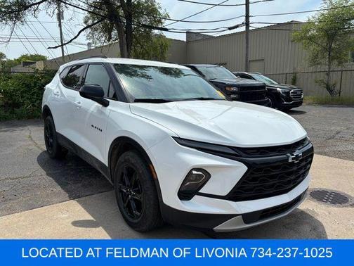 Summit White 2023 Chevrolet Blazer 2LT