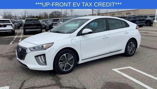 2021 Hyundai IONIQ Plug-In Hybrid SE