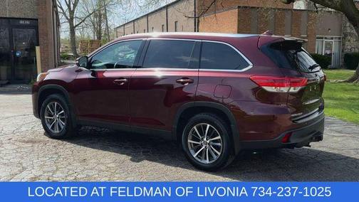 Ooh La La Rouge Mica 2019 Toyota Highlander XLE