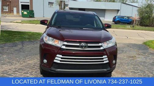 Ooh La La Rouge Mica 2019 Toyota Highlander XLE
