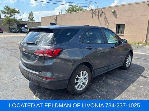 2022 Chevrolet Equinox LS