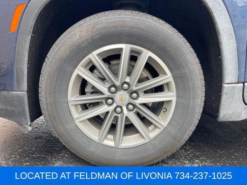 2023 Chevrolet Traverse LT Cloth