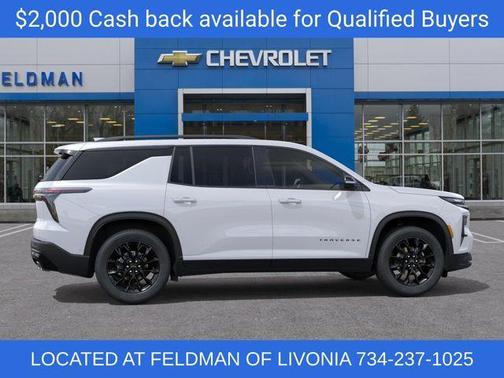 Summit White 2026 Chevrolet Traverse LT