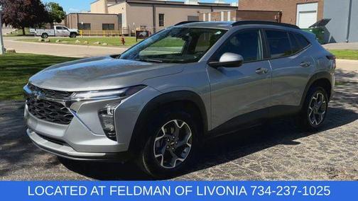 Sterling Gray Metallic 2024 Chevrolet Trax LT