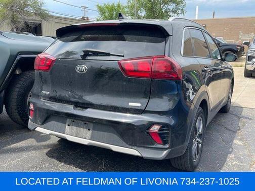 Aurora Black Pearl 2020 Kia Niro LXS