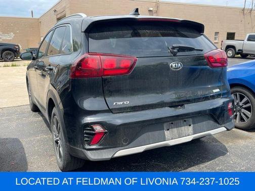 Aurora Black Pearl 2020 Kia Niro LXS