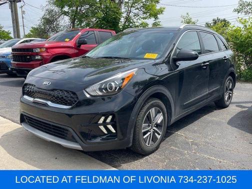 Aurora Black Pearl 2020 Kia Niro LXS